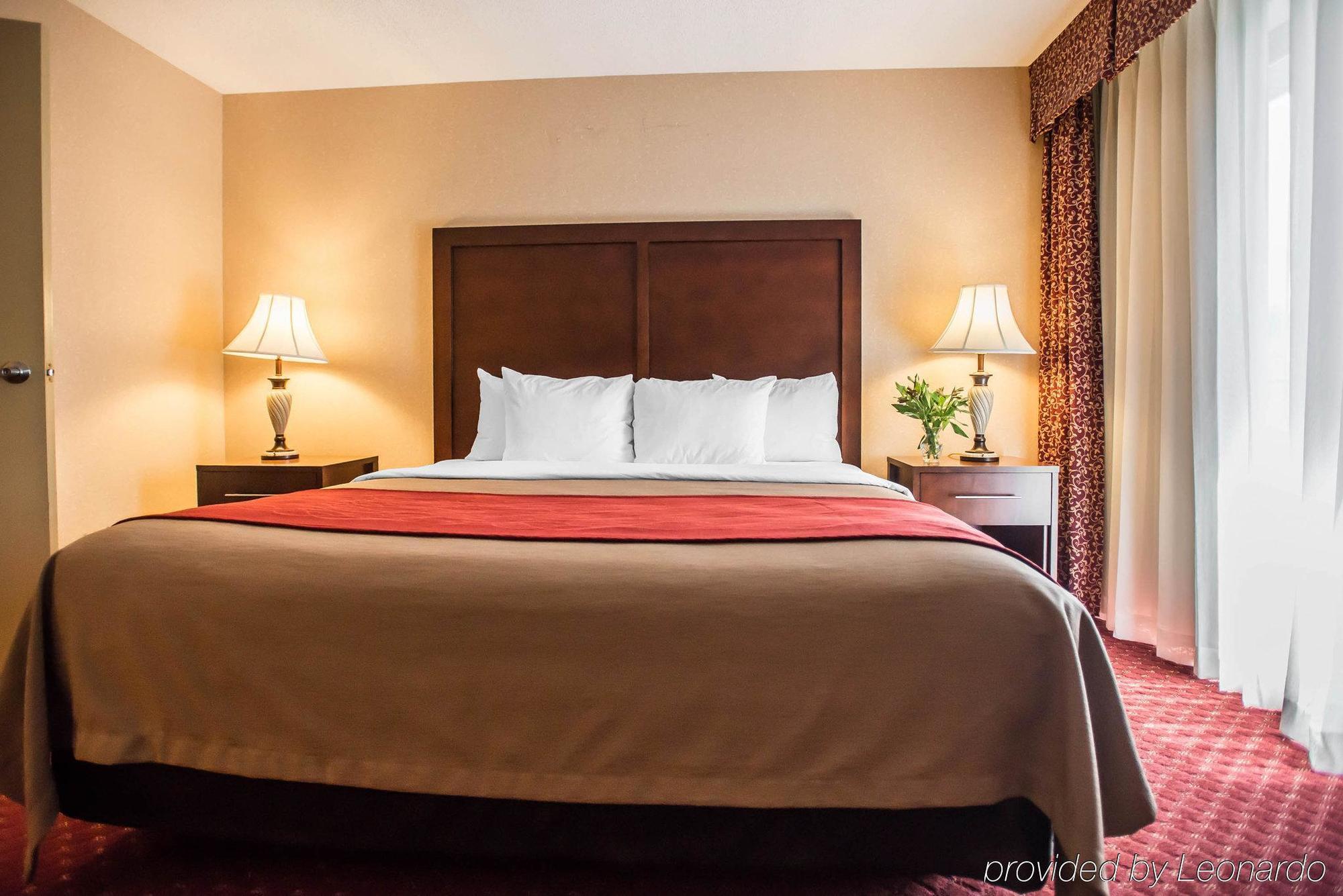 Comfort Inn Pocono Lakes Region Lake Ariel Bagian luar foto