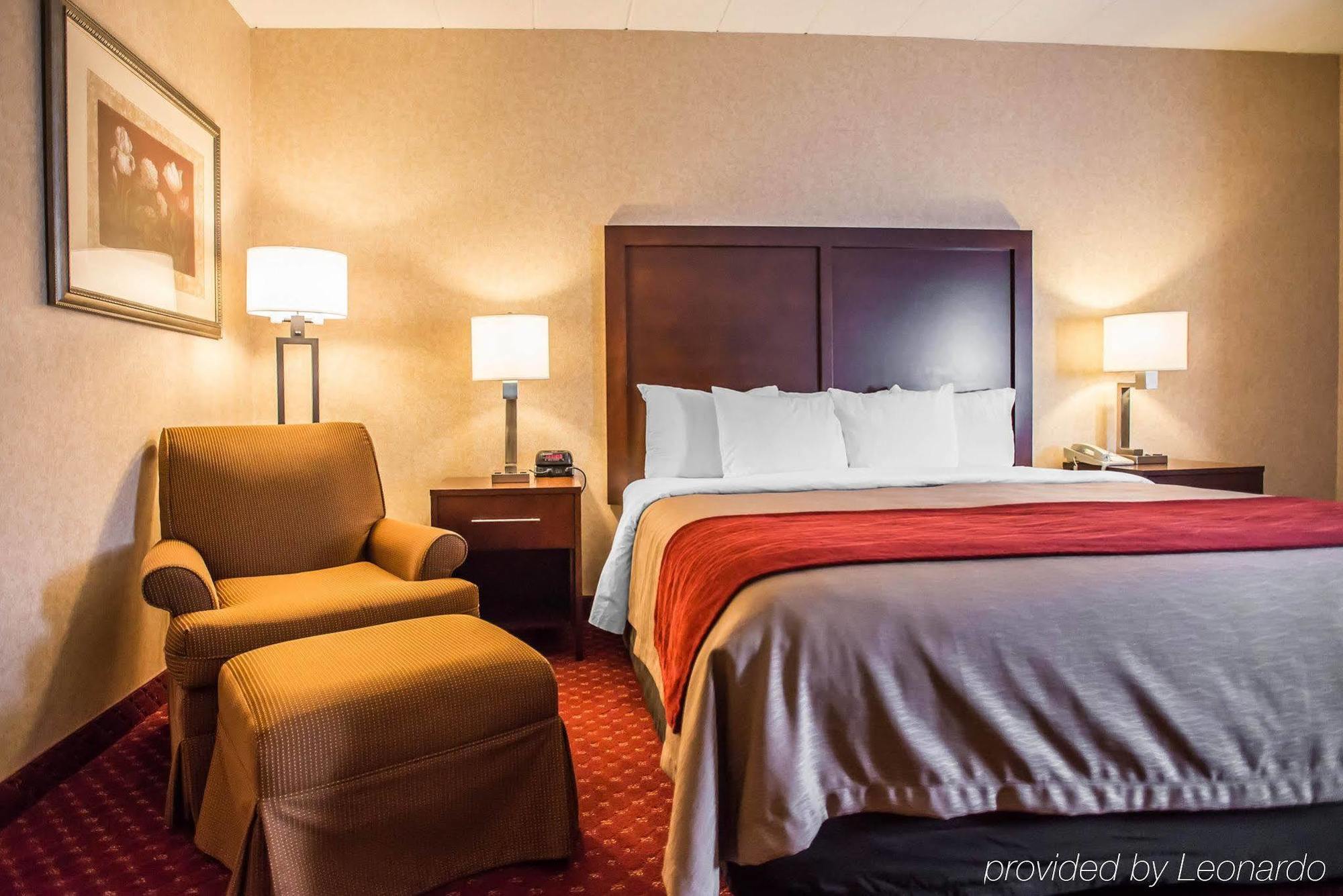 Comfort Inn Pocono Lakes Region Lake Ariel Bagian luar foto