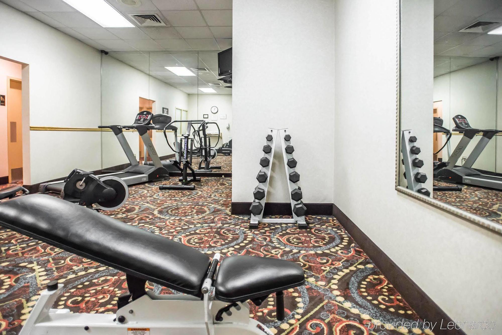 Comfort Inn Pocono Lakes Region Lake Ariel Bagian luar foto